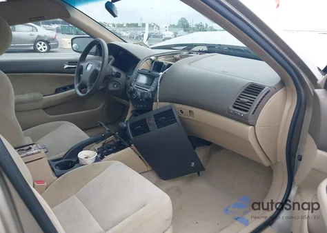 2003 Honda Accord 2.4 Lx z USA, uszkodzony, nr VIN 1HGCM56363A076256